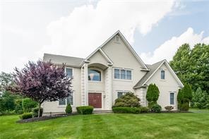 9 Margo Ct, Airmont, NY 10901 - photo 1