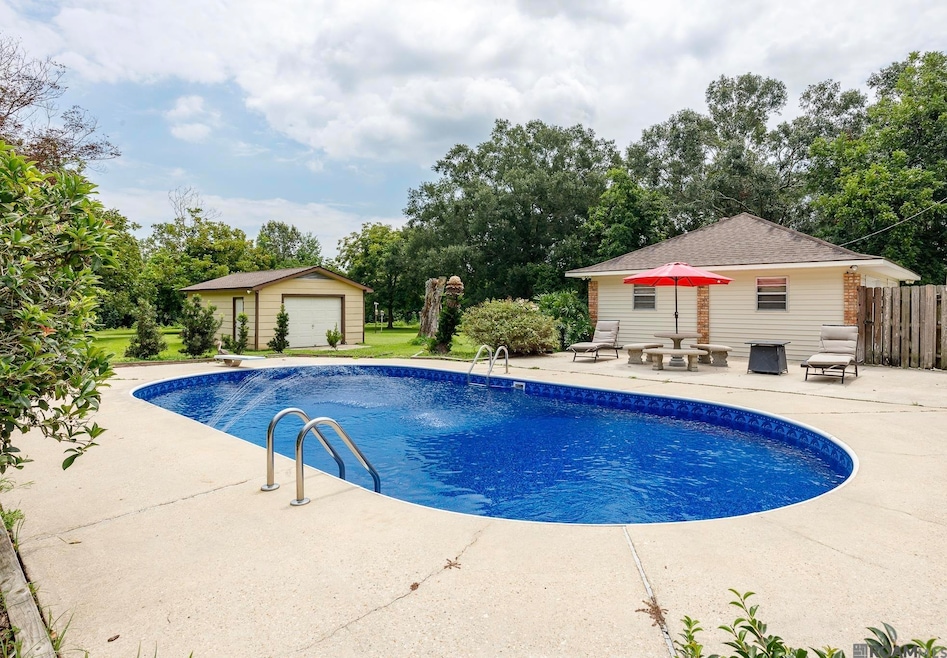 For Sale $485,000 • Co-Listing Agent