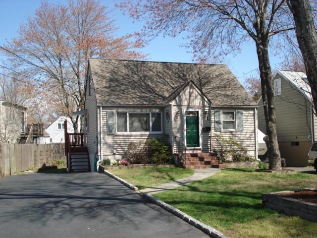 3 Wildmere Ln, Norwalk, CT 06851 - photo 1