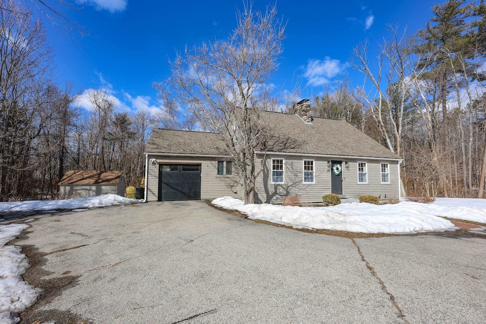 20 Worthley Hill Rd, Goffstown, NH 03045 - photo 1