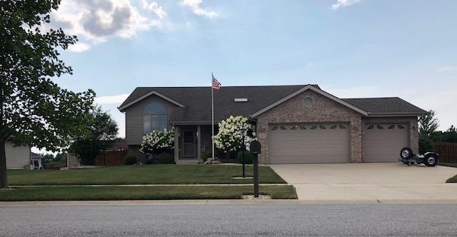 9032 Drake Dr, Saint John, IN 46373 - photo 1