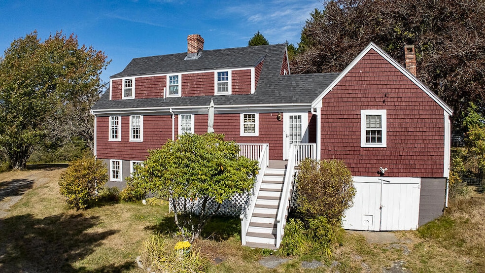 366 MOOSENECK EXTERIOR-36