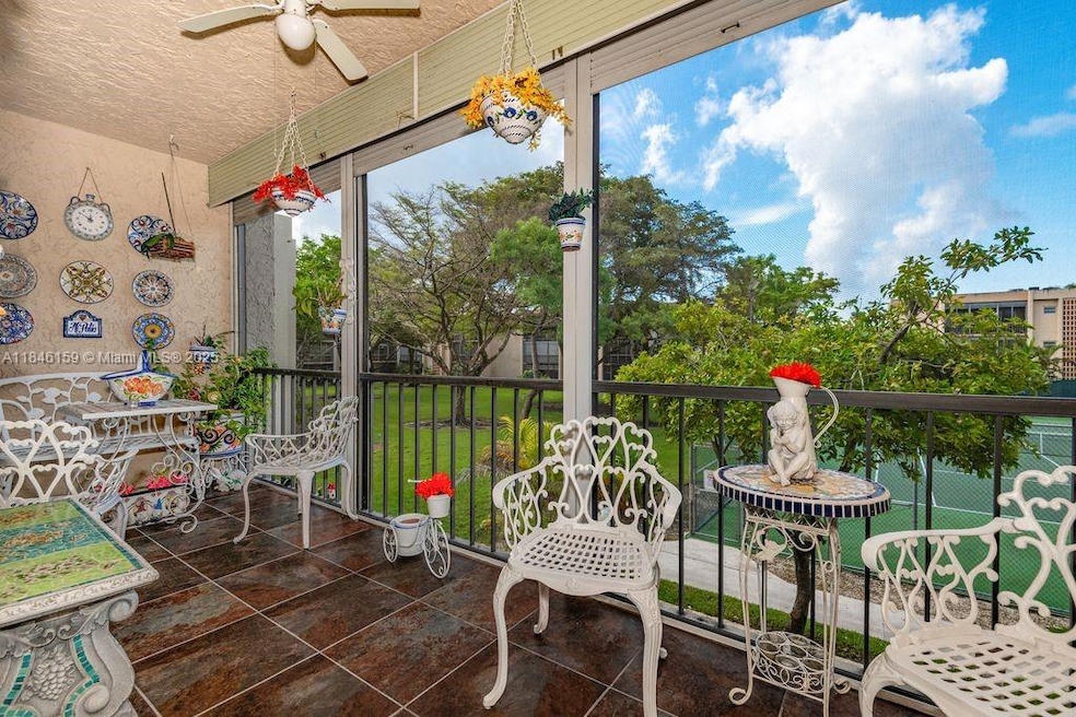 For Sale $290,000 • Co-Listing Agent