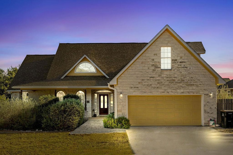 11 Elmwood Cir, Wimberley, TX 78676 - photo 1