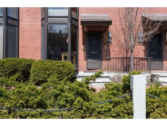 241 Islington St unit 4, Portsmouth, NH 03801 - photo 1