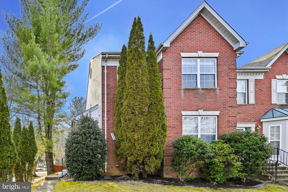 4900 Lockard Dr, Owings Mills, MD 21117 - photo 1