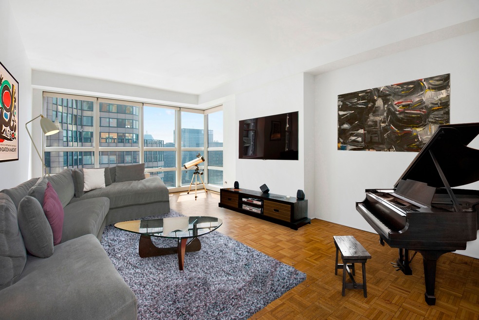 Metropolitan Tower unit 59F, New York, NY 10019 - photo 1