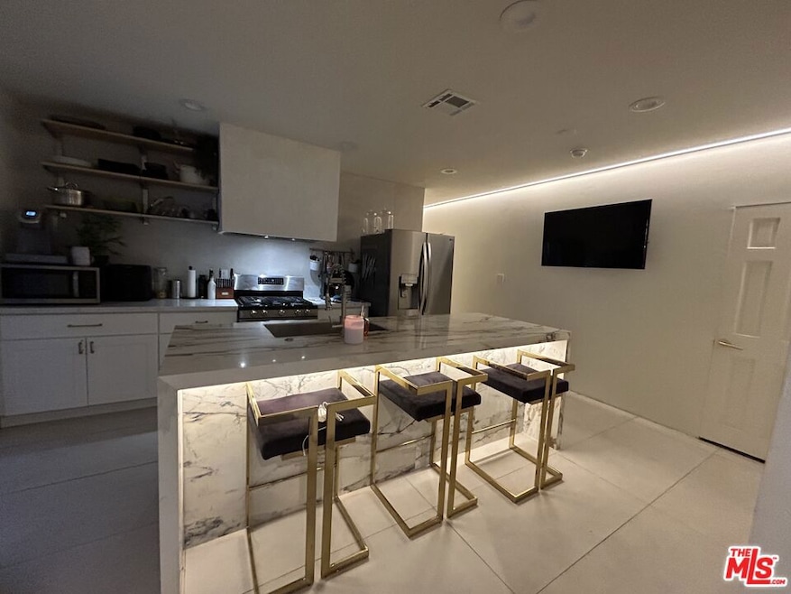 For Rent $6,000/month