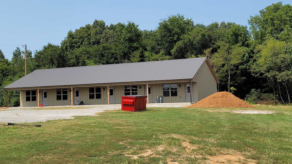 6820 Co Rd 91 unit 18, Rogersville, AL 35652 - photo 1