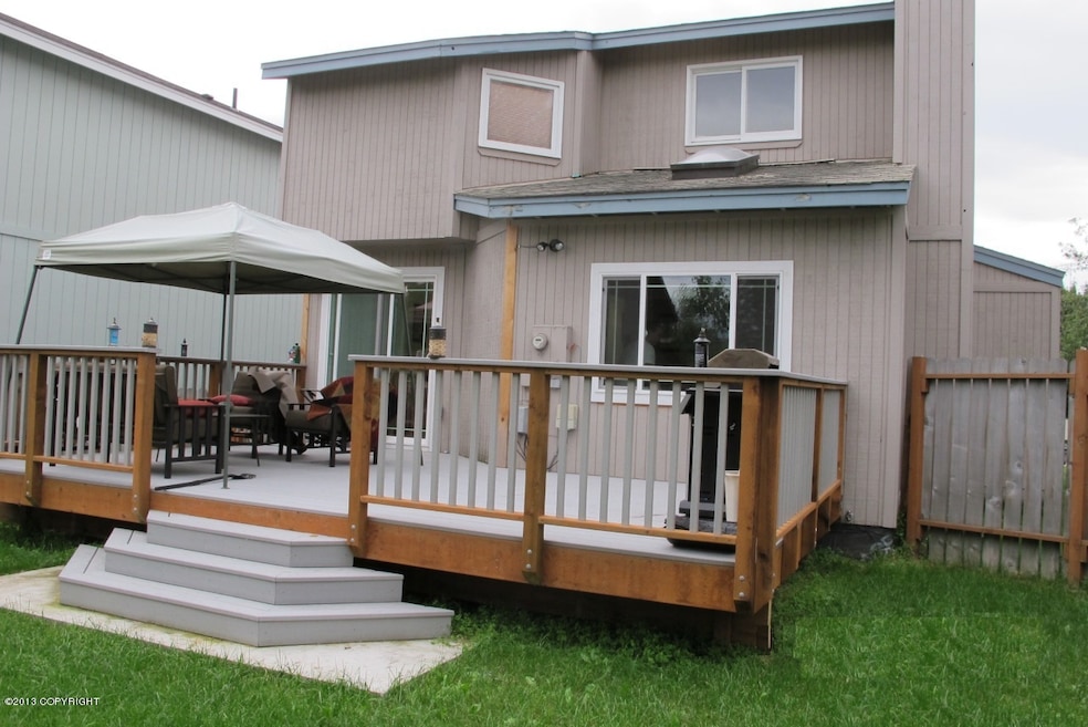Baxter Terrace back deck