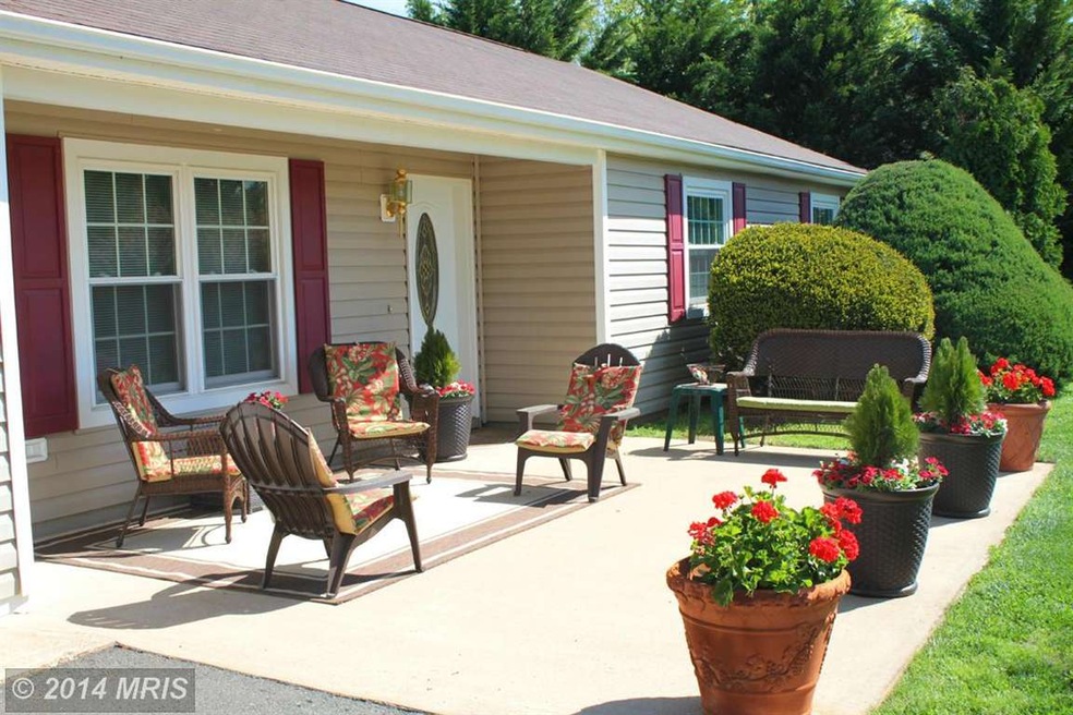 4378 Sunset Ct, Warrenton, VA 20187 - photo 1