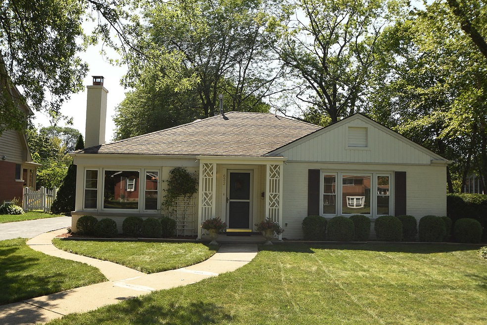 632 Dundee Ave, Flossmoor, IL 60422 - photo 1