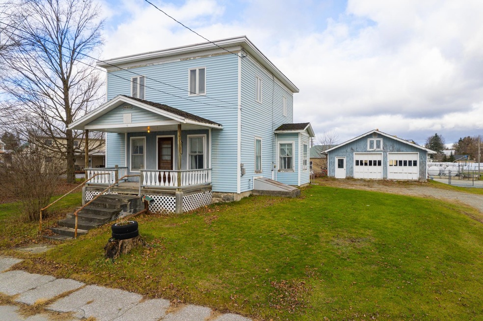 283 Missisquoi St, Enosburg Falls, VT 05450 - photo 1