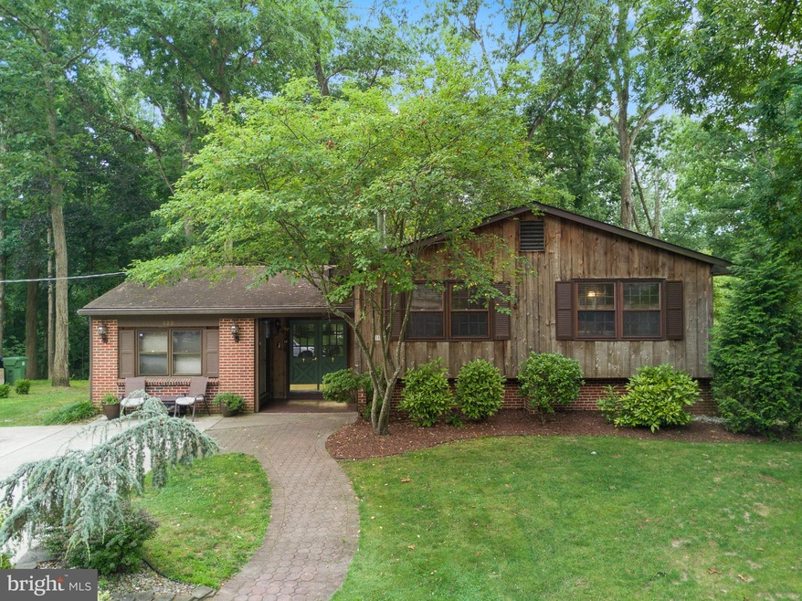 525 Yale Ave, Pitman, NJ 08071 - photo 1