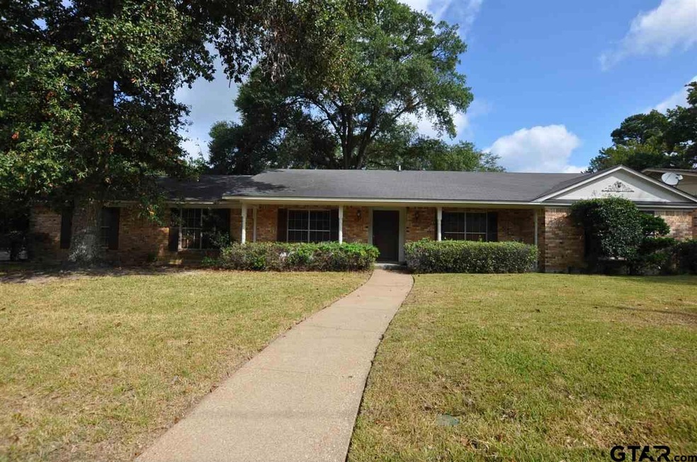 1600 1600 Sequoia Dr, Tyler, TX 75703 - photo 1