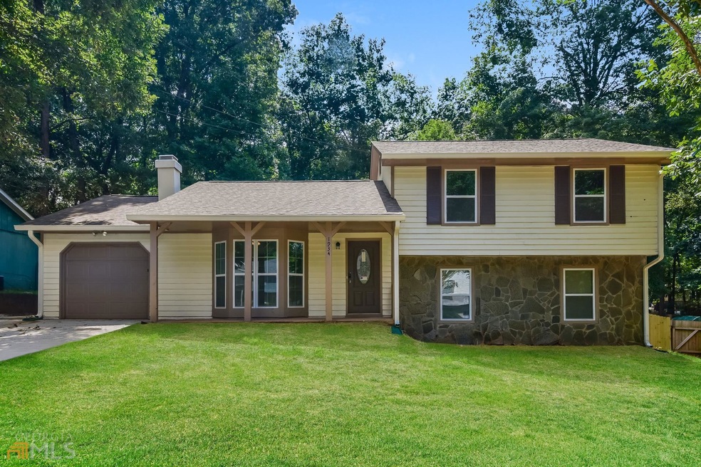 1934 Matthew Way, Lithonia, GA 30058 - photo 1