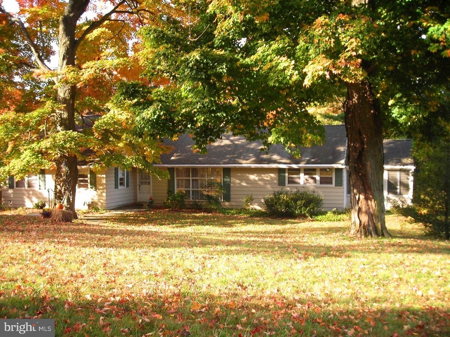 924 Wootton Rd, Bryn Mawr, PA 19010 - photo 1