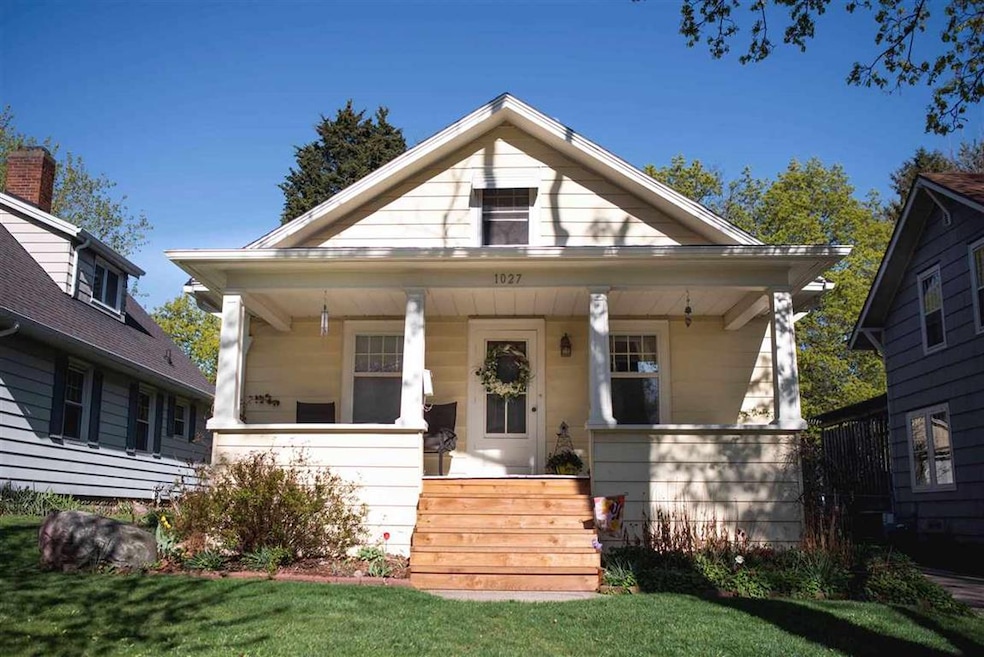 1027 Morgan St, Lansing, MI 48912 - photo 1