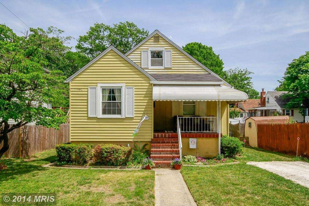 6901 Moyer Ave, Parkville, MD 21234 - photo 1