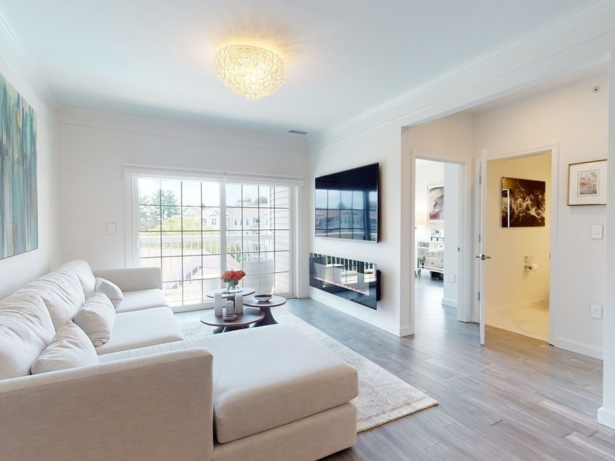 204 Clocktower Dr Unit 409, Waltham, MA 02452