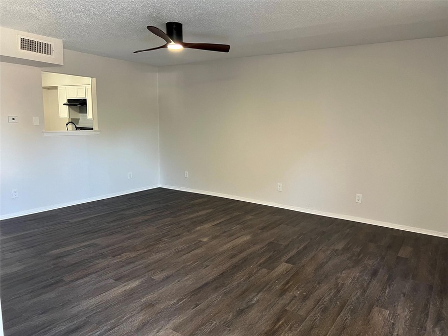 6300 Midway Rd unit D, Springtown, TX 76082 - photo 1