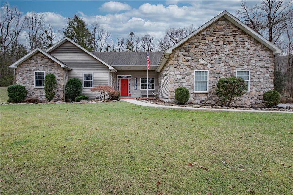 2431 Point Phillips Rd, Kunkletown, PA 18058 - photo 1