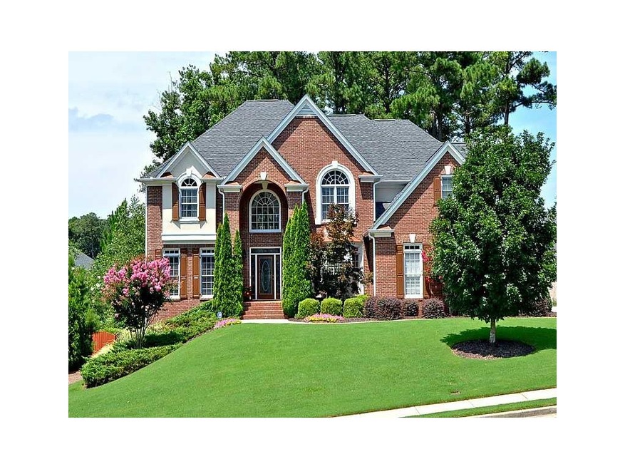 Exterior Front. CLICK the HomeScenes.com Virtual T