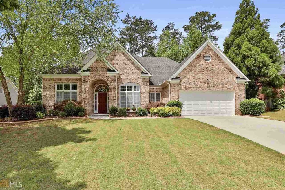119 Holly Springs Dr, Peachtree City, GA 30269 - photo 1