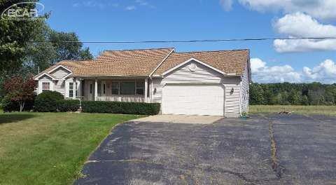 6282 Johnson Rd, Flushing, MI 48433 - photo 1