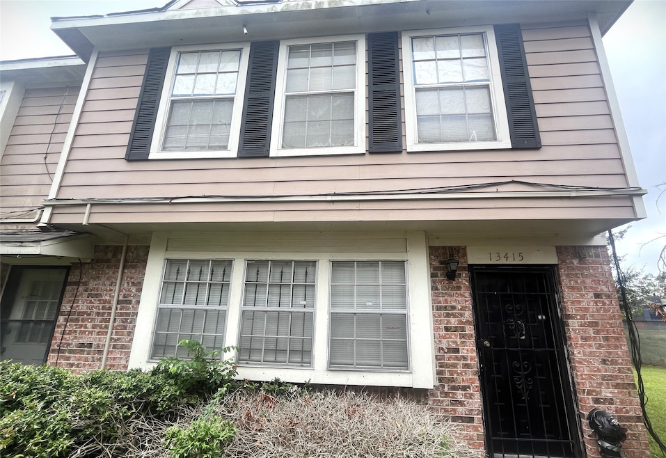 Front entrance of corner unit