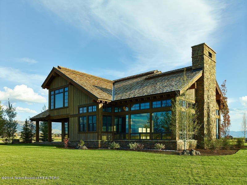 1060 Mourning Dove Ct, Driggs, ID 83422 - photo 1