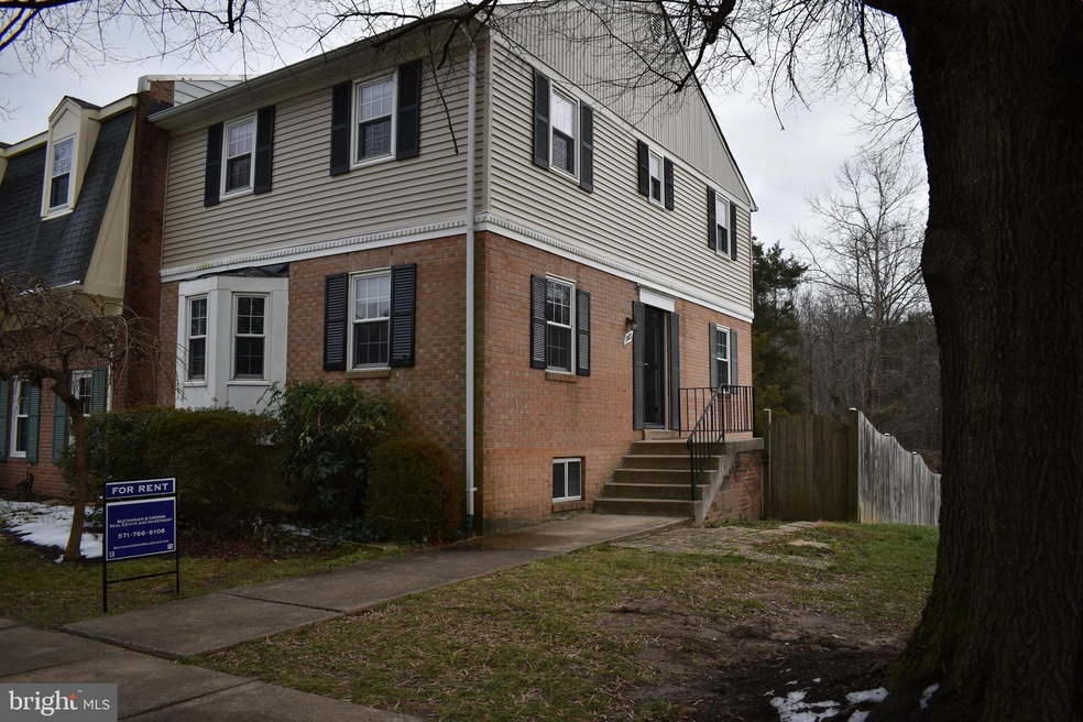 6027 Ticonderoga Ct, Burke, VA 22015 - photo 1