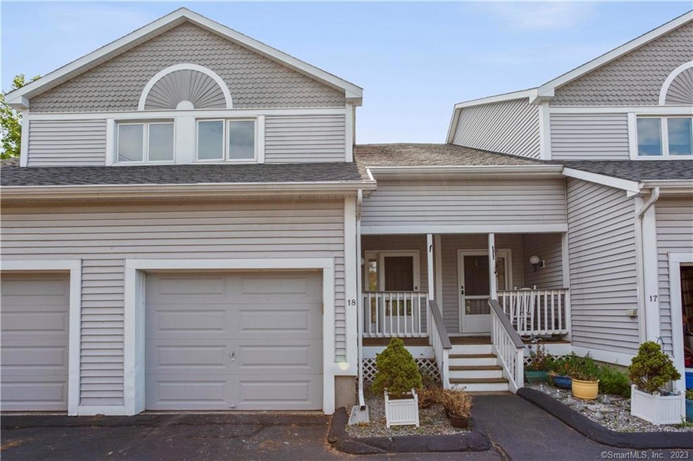 675 Newfield St unit 18, Middletown, CT 06457 - photo 1