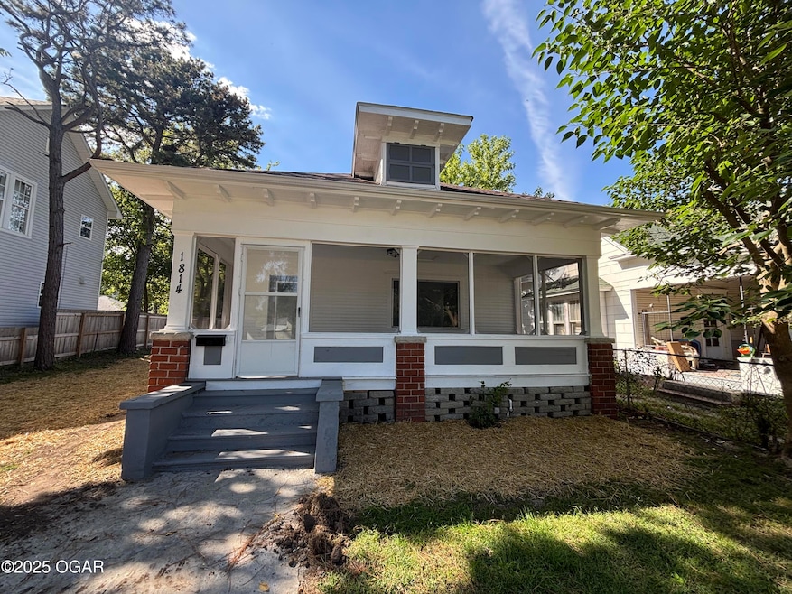 1814 S Sergeant Ave, Joplin, MO 64804 - photo 1