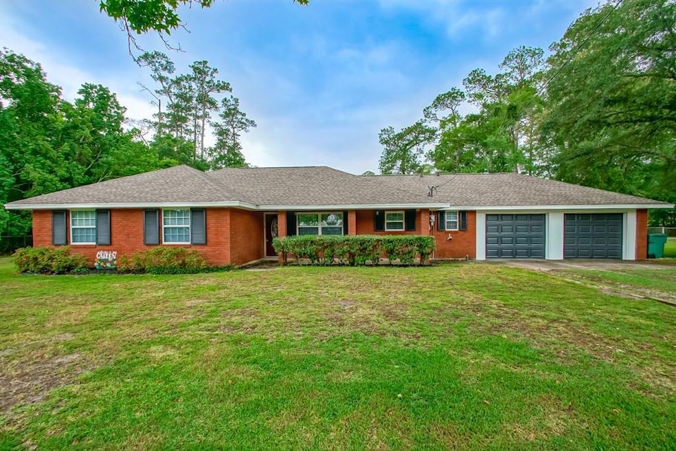 34164 Tupelo Ln, Slidell, LA 70460 - photo 1