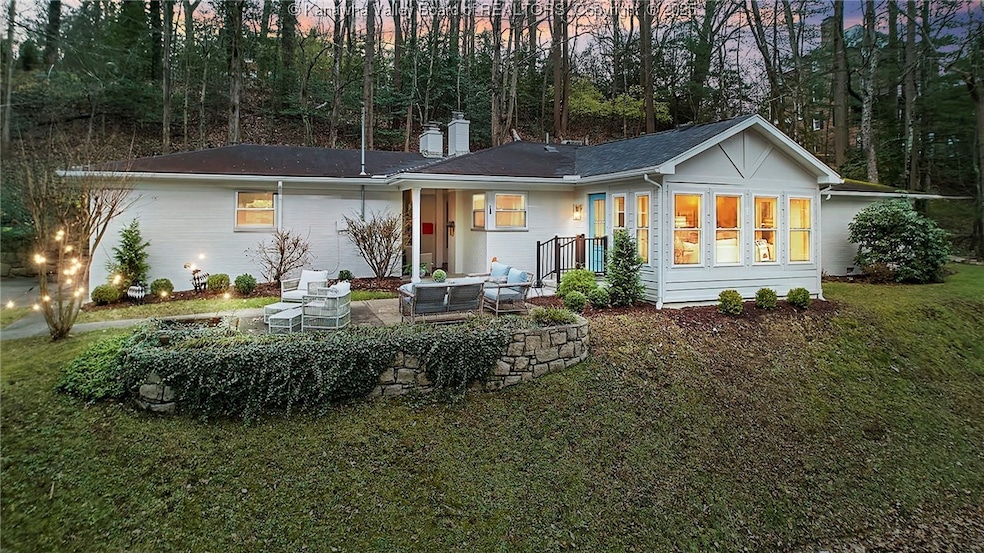 918 Lower Ridgeway Rd, Charleston, WV 25314 - photo 1