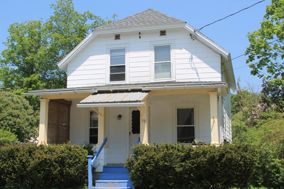 38 School St, Lincoln, NH 03251 - photo 1