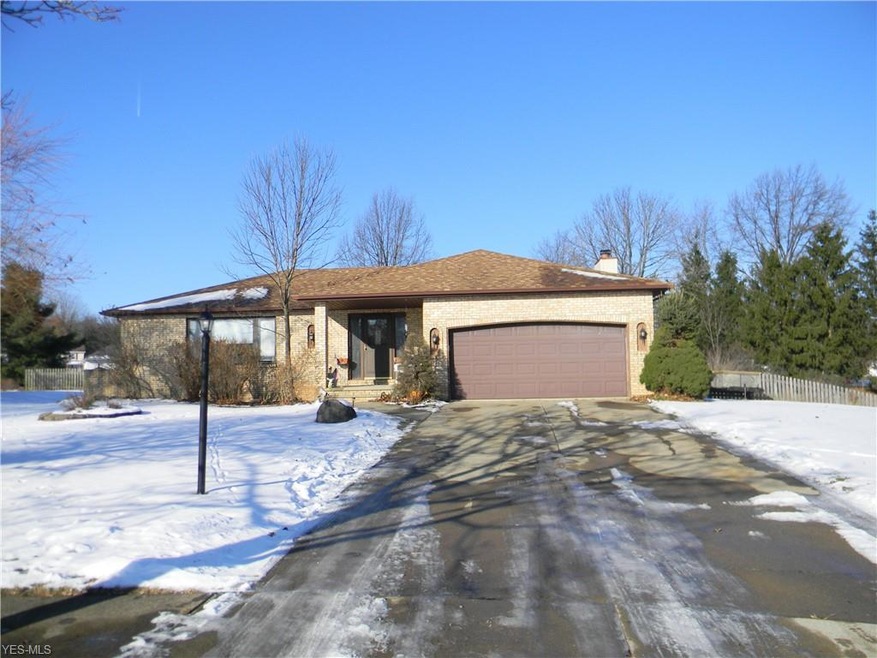 13810 Lodge Dr, North Royalton, OH 44133 - photo 1