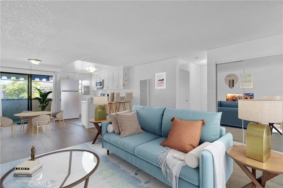 Tarzana Plaza unit 209, Tarzana, CA 91356 - photo 1