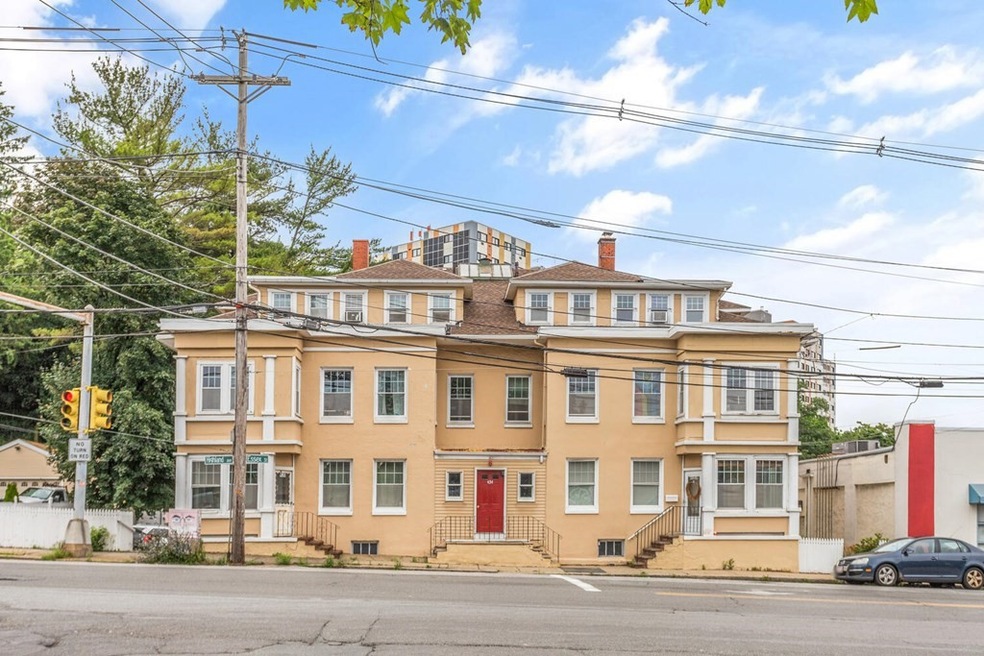 434 Essex St unit 3R, Salem, MA 01970 - photo 1