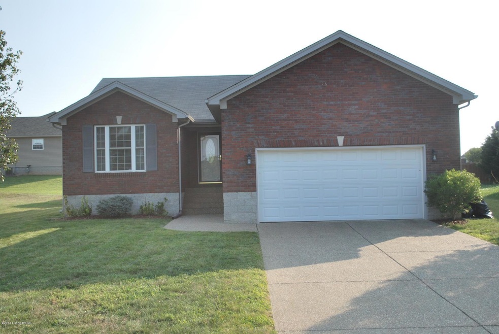 303 Park Ridge Dr, Mount Washington, KY 40047 - photo 1