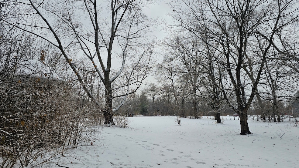 27W264 80th St, Naperville, IL 60565 - photo 1