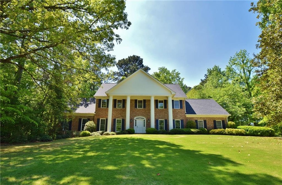 RARE FIND IN SANDY SPRINGS
