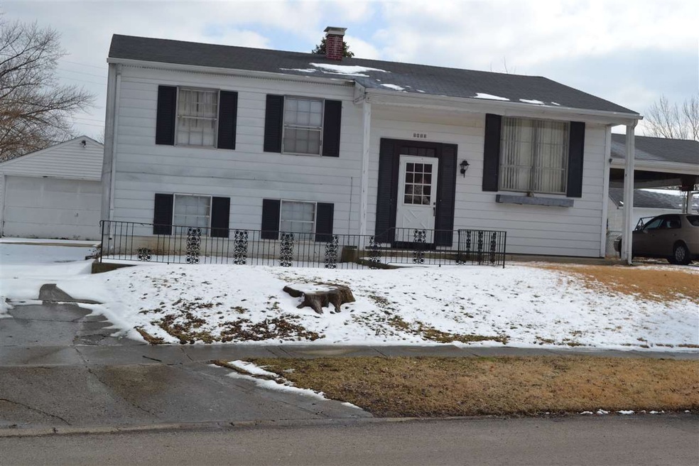 1011 Chippewa Ln, Kokomo, IN 46902 - photo 1