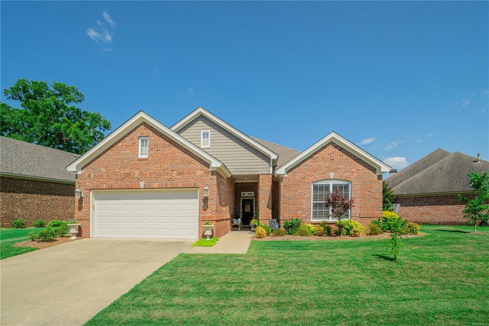 Welcome to 1900 Wyndgate Loop.