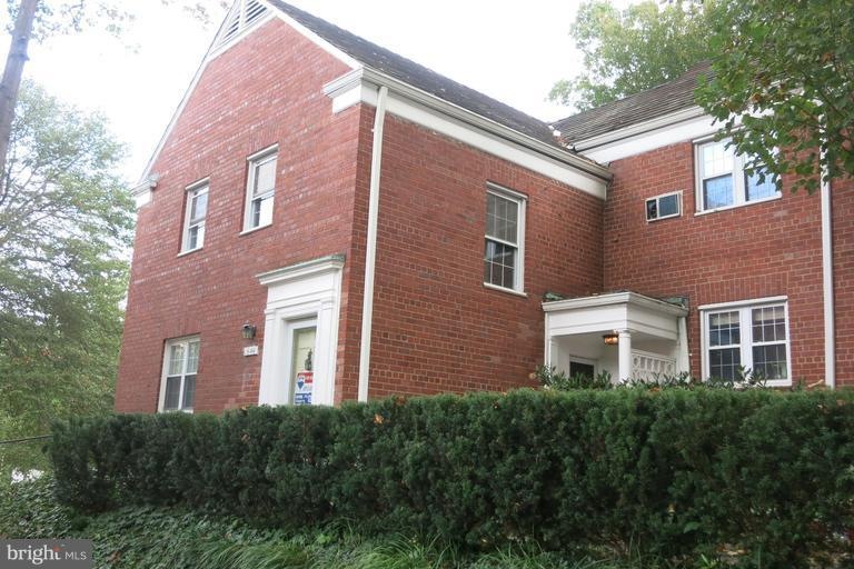 1644 Preston Rd unit 1644, Alexandria, VA 22302 - photo 1