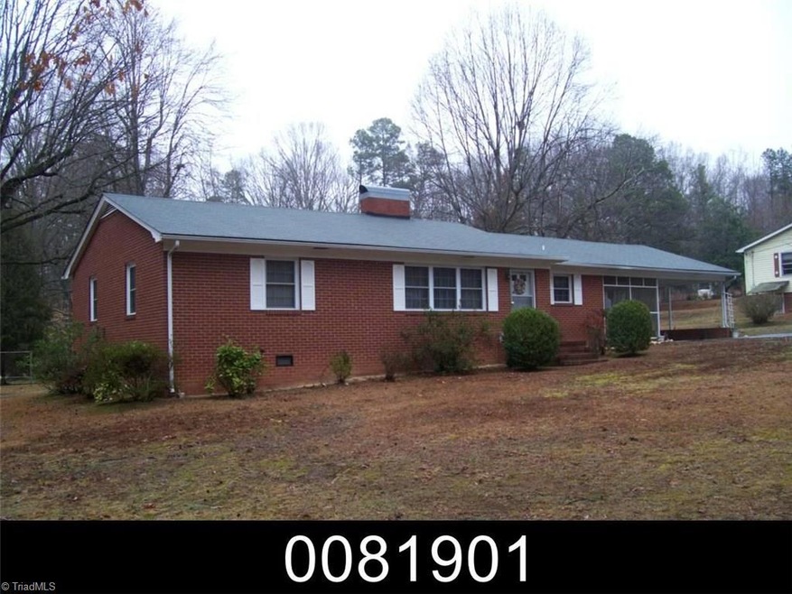 404 Northwood Dr, Asheboro, NC 27203 - photo 1