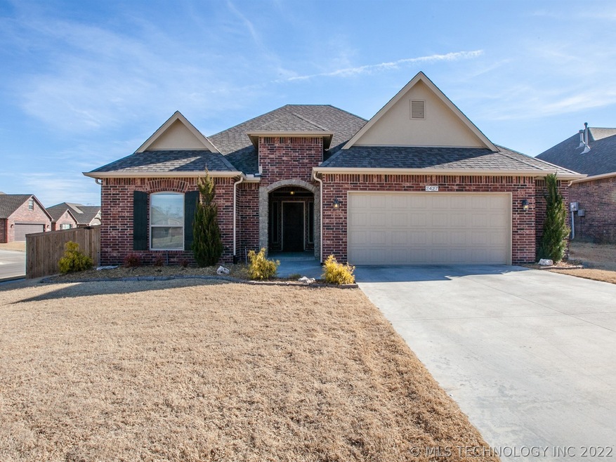 Full brick meticulously maintained 2014 home. High