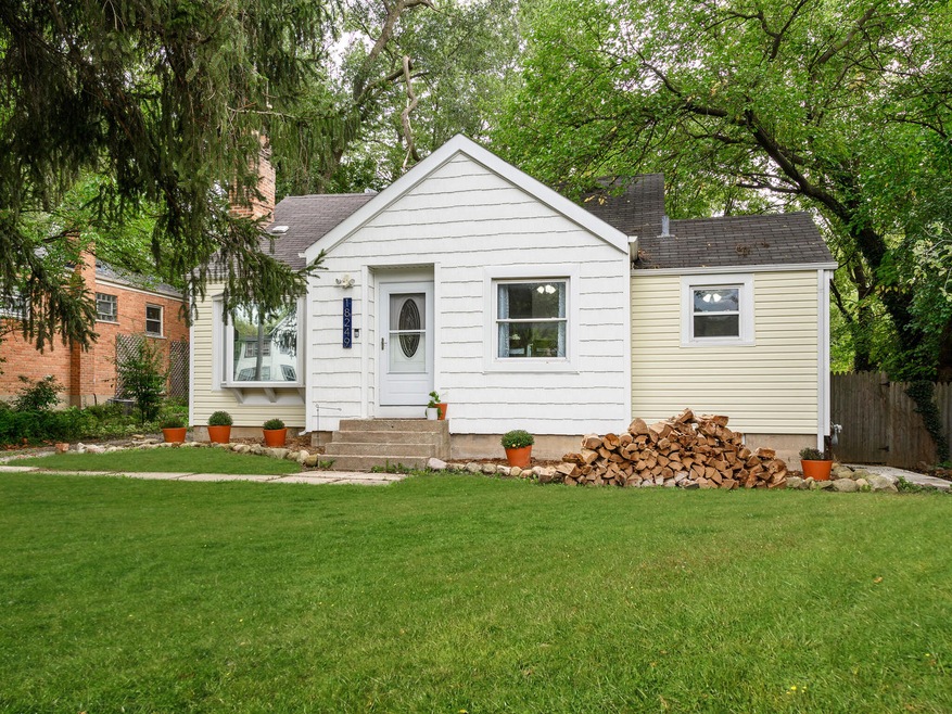 18249 Stewart Ave, Homewood, IL 60430 - photo 1