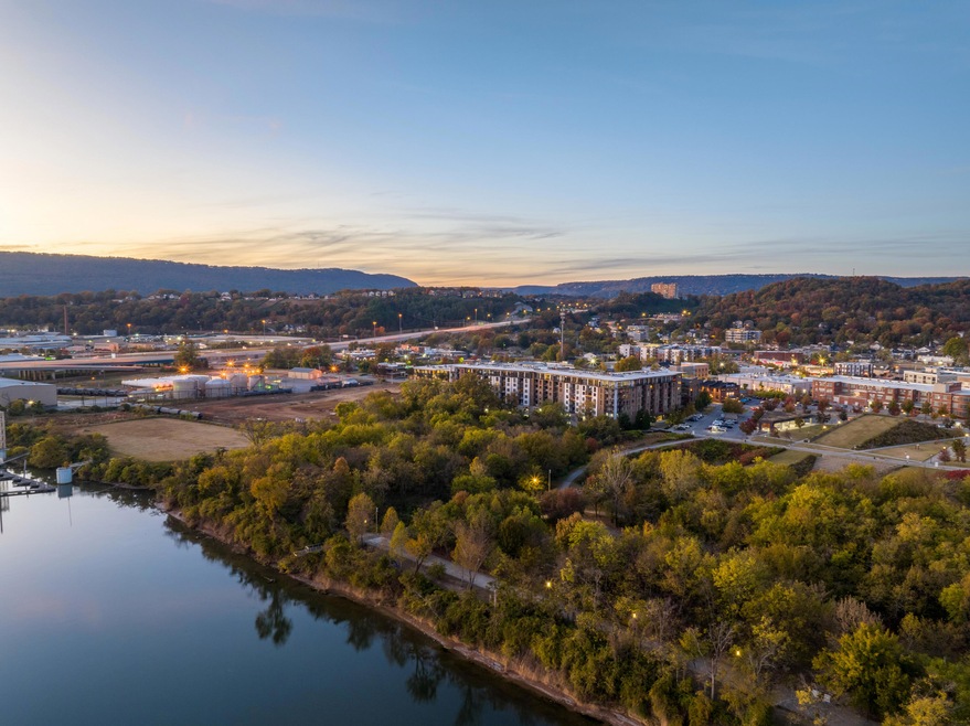 15 - 200 Manufacturers Rd #531 - Aerials